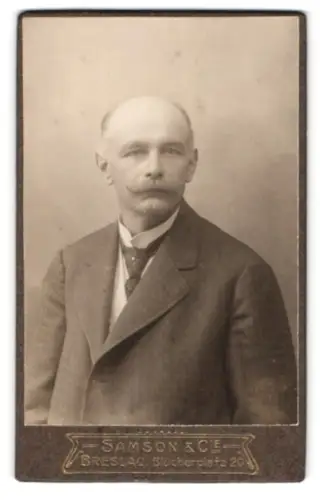 Fotografie Samson & Cie, Breslau, Blücherplatz 20, Herr Knitteln im Porträt