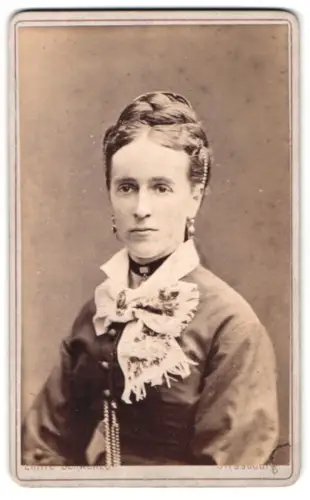 Fotografie Emile Schweitzer, Strassburg, Place Kléber 7, Babette Schmabel im Porträt