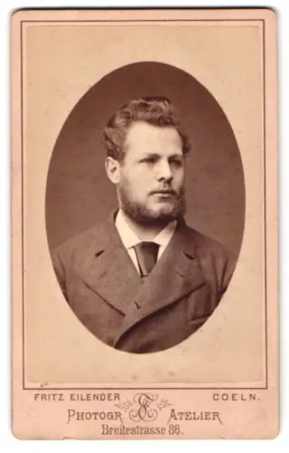 Fotografie Fritz Eilender, Coeln, Breitestrasse 86, Porträt eines Mannes mit Bart