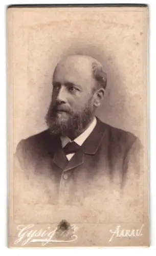 Fotografie Gysi & Co., Aarau, Halbprofil eines bärtigen Mannes 1895