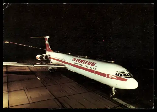 AK Passagierflugzeug IL-62 der Interflug bei der Landung