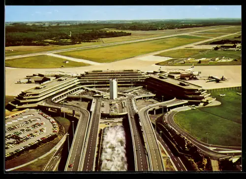 AK Flughafen Köln-Bonn, Fluggast-Abfertigungsgebäude aus der Vogelschau, Vorfahrt direkt von Autobahn