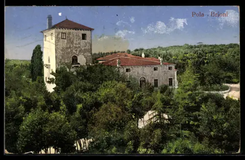 AK Brioni, Partie am Schloss