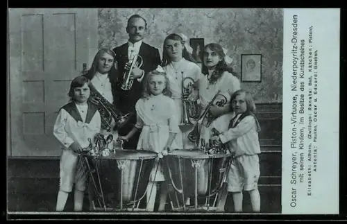 AK Musiker Oskar Schreyer mit seinen Kindern mit Pauken und Trompeten