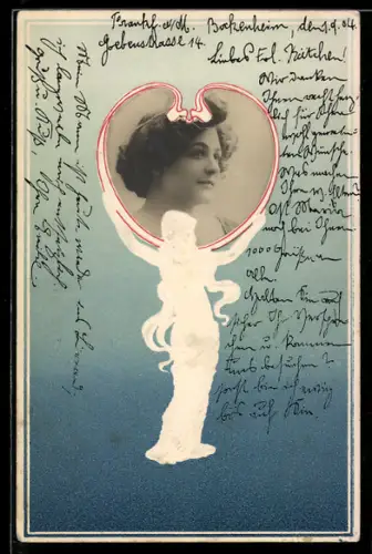 Foto-Collage-AK Hübsche Frau im Herzrahmen mit Statue im Passepartout