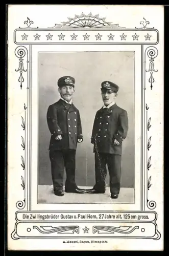 AK Zwillingsbrüder Gustav u. Paul Horn in Uniform