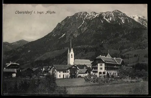 AK Oberstdorf i. bayr. Allgäu, Kirche, Ortsansicht, Berge