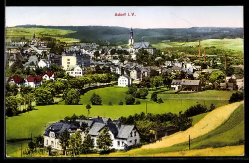 AK Adorf i. V., Stadtansicht mit Kirche und Landschaft