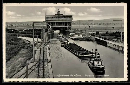 AK Niederfinow, Schiffshebewerk, Blick vom Sicherheitstor