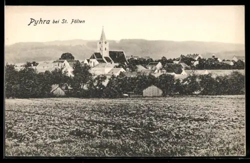AK Pyhra bei St. Pölten, Panorama mit Kirche und Dorf