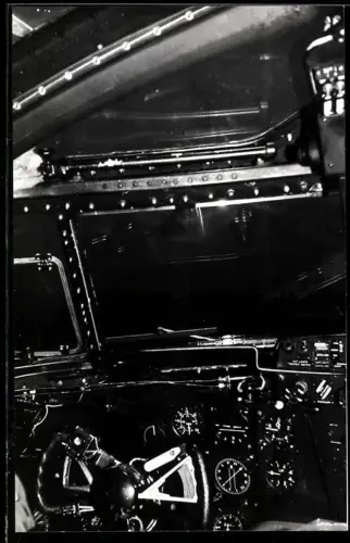 Fotografie Flugzeug Boeing, Cockpit Instrumente am Platz des Kapitän's