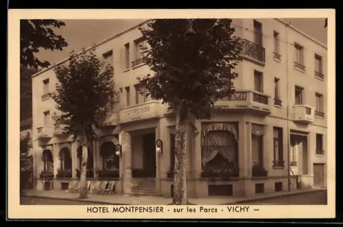 AK Vichy, Hotel Montpensier, Sur les Parcs