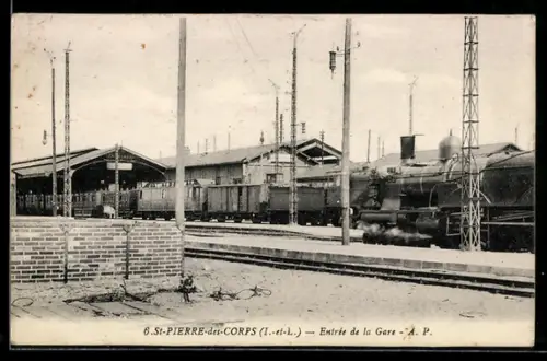 AK Saint-Pierre-des-Corps /I.-et-L., Entrée de la Gare