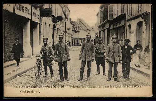 AK Soissons, Prisonniers allemands dans les rues