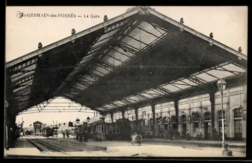 AK Saint-Germain-des-Fossés, La Gare