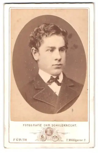 Fotografie Chr. Schildknecht, Fürth, Mühlgasse 2, Porträt des Herrn Gunzenhausen