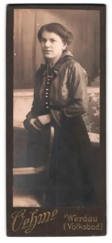 Fotografie Oehme, Werdau, Volksbad, Porträt der Frau Olga Brandt