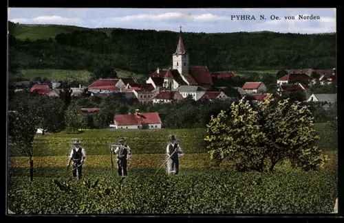 AK Pyhra /N. Oe., Panorama mit Kirche