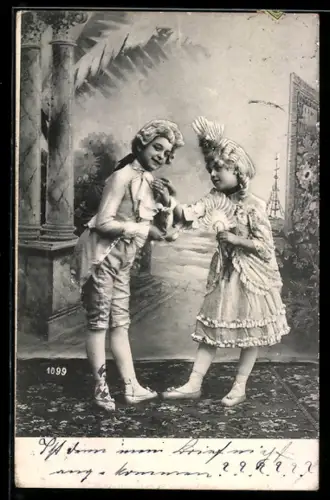 AK Kinderpaar in altertümlicher Kleidung beim Tanz
