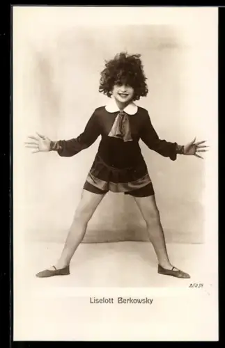 AK Tänzerin Liselott Berkowsky als der kleine Ilsekraut, 1929