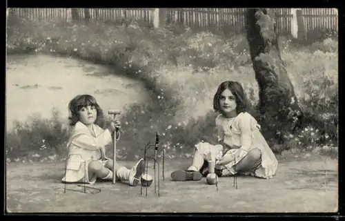 AK Kinder sitzen im Garten neben dem Crocketspiel