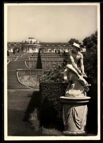 Foto-AK Deutscher Kunstverlag, NR 126: Potsdam, Schloss Sanssouci, Merkur von Pigalle