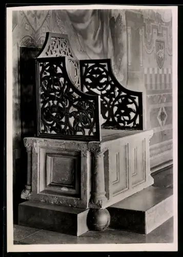 Foto-AK Deutscher Kunstverlag, Nr. 30: Goaslar, Kaiserstuhl im Kaiserhaus aus Stein