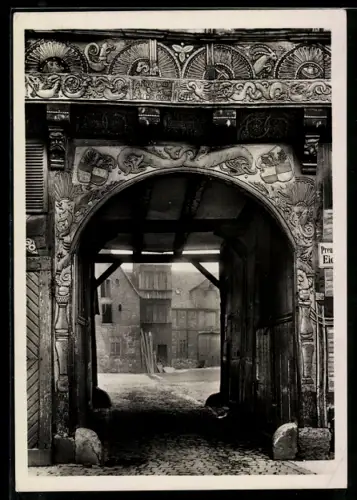 Foto-AK Deutscher Kunstverlag, Nr. 20: Hldesheim, Ratsbauhof und verziertes Portal