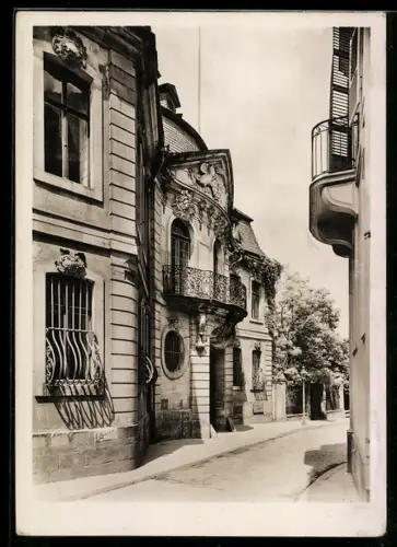 Foto-AK Deutscher Kunstverlag, Nr. Tr 36: Trier, Palais Kesselstadt mit Strassenpartie