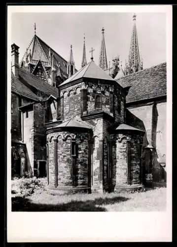 Foto-AK Deutscher Kunstverlag, Nr.7: Regensburg, Domkreuzhof, Allerheiligenkapelle