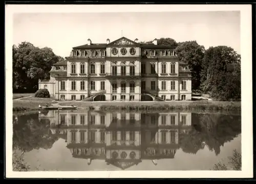 Foto-AK Deutscher Kunstverlag, Nr. 3 a: Kassel, Schloss Wilhelmstal in der Aussenansicht mit Teich