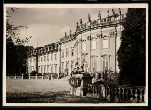 Foto-AK Deutscher Kunstverlag, Nr. 4: Ludwigsburg, Gartenfront vor dem Schloss