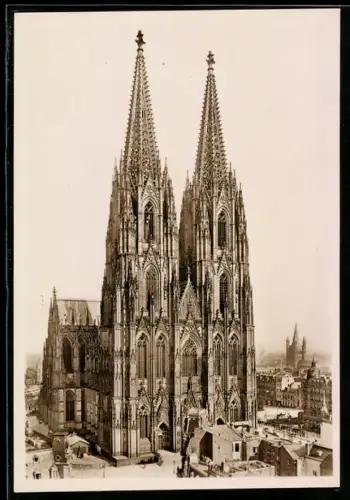 Foto-AK Deutscher Kunstverlag, Nr. 1: Köln, Westfront vom Dom