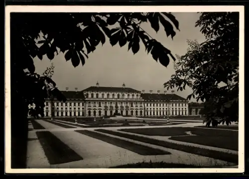 Foto-AK Deutscher Kunstverlag, NR 2: Schleissheim, Neues Schloss, Gartenfront