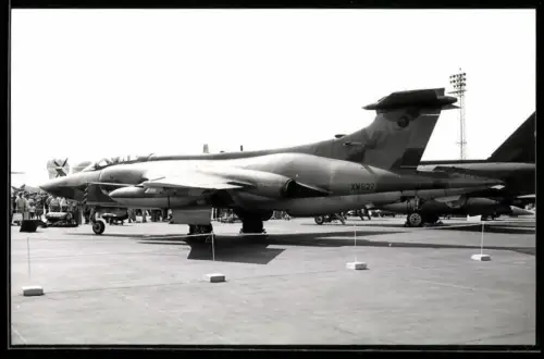 Fotografie Flugzeug Blackburn Buccaneer S.2B, Royal Air Force XW527
