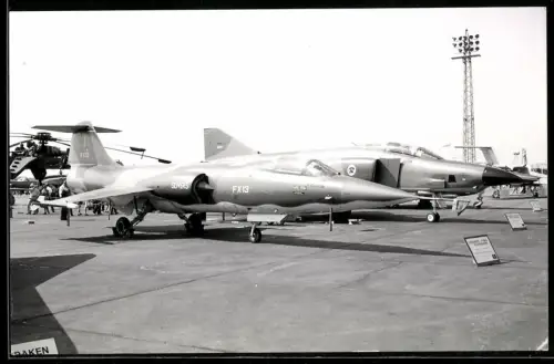 Fotografie Flugzeug Lockheed F-104 G Starfighter & Douglas F-4 Phantom