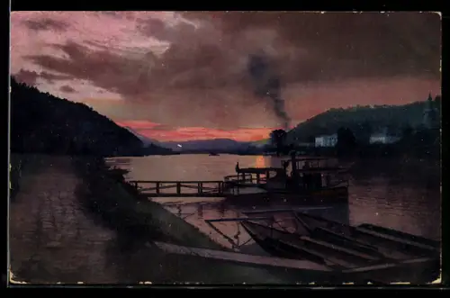 AK Photochromie NR 2219: Dampfer an einer Anlegestelle