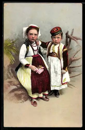 Künstler-AK Photochromie Nr. 3334: Zwei Kinder in Trachten