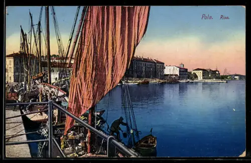 AK Pola, Riva, Boote im Hafen