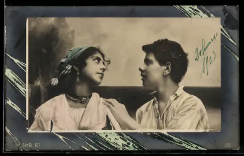 Foto-AK RPH Nr. 3001: In Gedanken versunken in Farbe