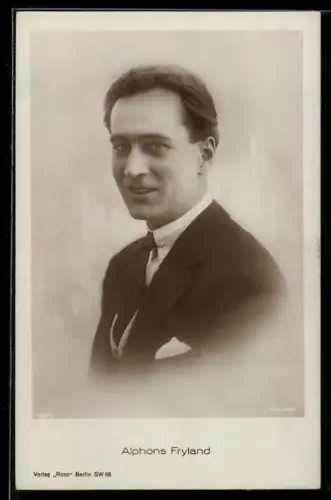 AK Schauspieler Alphons Fryland im Anzug mit Einstecktuch