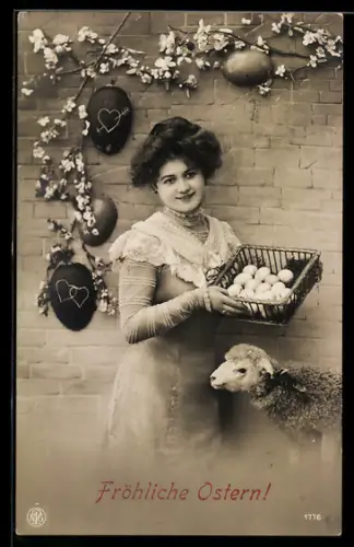 Foto-AK NPG Nr. 1776: Junge Frau mit Lamm und Ostereiern