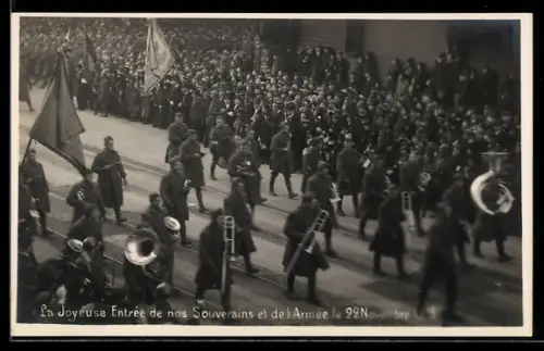 AK Siegesparade / Fete de la Victoire 1918, Rückkehr der Soldaten