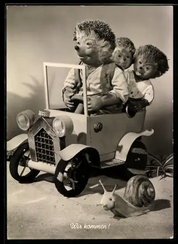 AK Mecki mit seinen Kindern im Auto