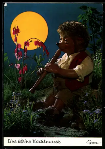 AK Igel Mecki spielt ein Lied auf der Flöte