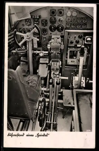 AK Führerstand eines Heinkel J53 Flugzeuges