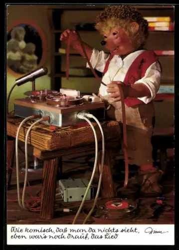 AK Mecki repariert ein Tonbandgerät