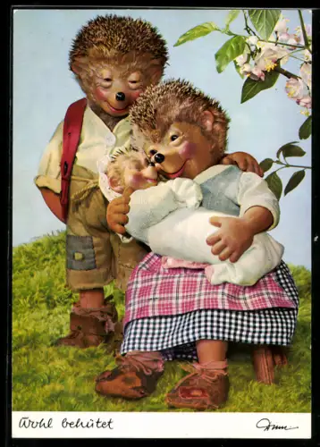 AK Wohl behütet, Mecki und seine Frau mit Baby