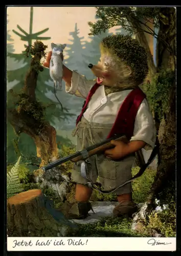 AK Mecki mit Gewehr fängt Maus im Wald