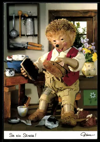 AK So ein Stress, Mecki putzt seine Schuhe in der Küche